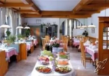 Rentschnerhof 3*